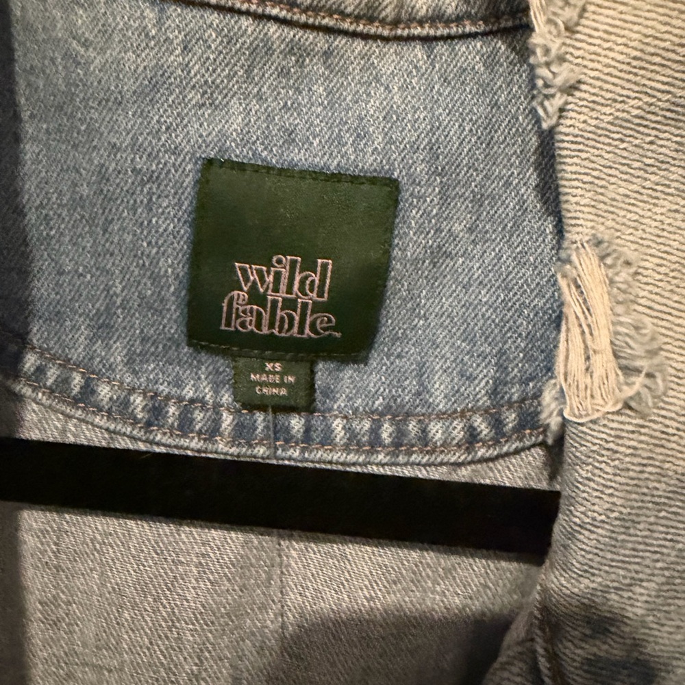 Wild Fable Super Soft Light Blue Distressed Jean Jacket - Picture 4 of 8